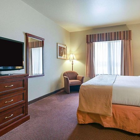 Comfort Inn & Suites Lubbock Exterior photo