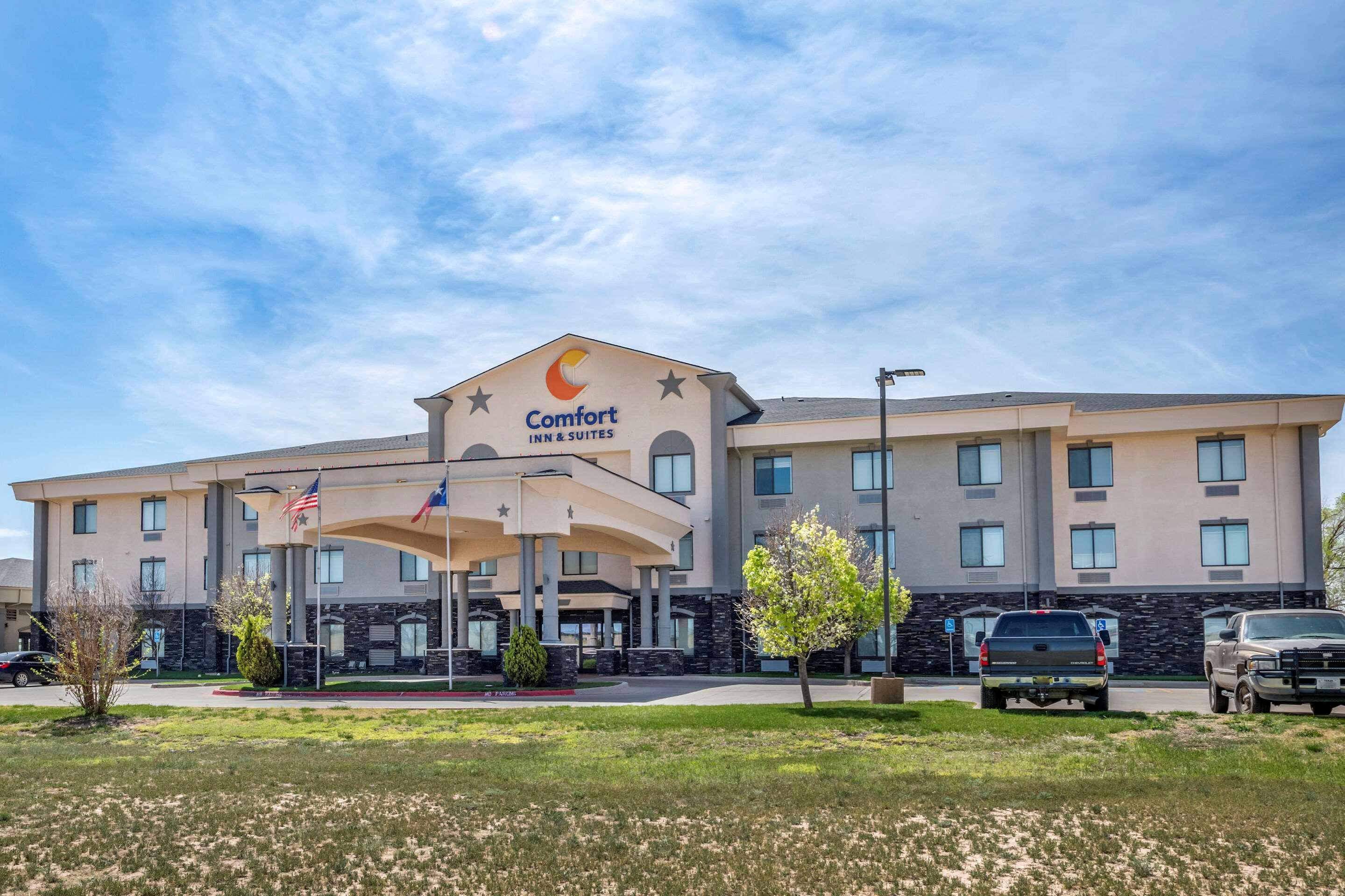 Comfort Inn & Suites Lubbock Exterior photo