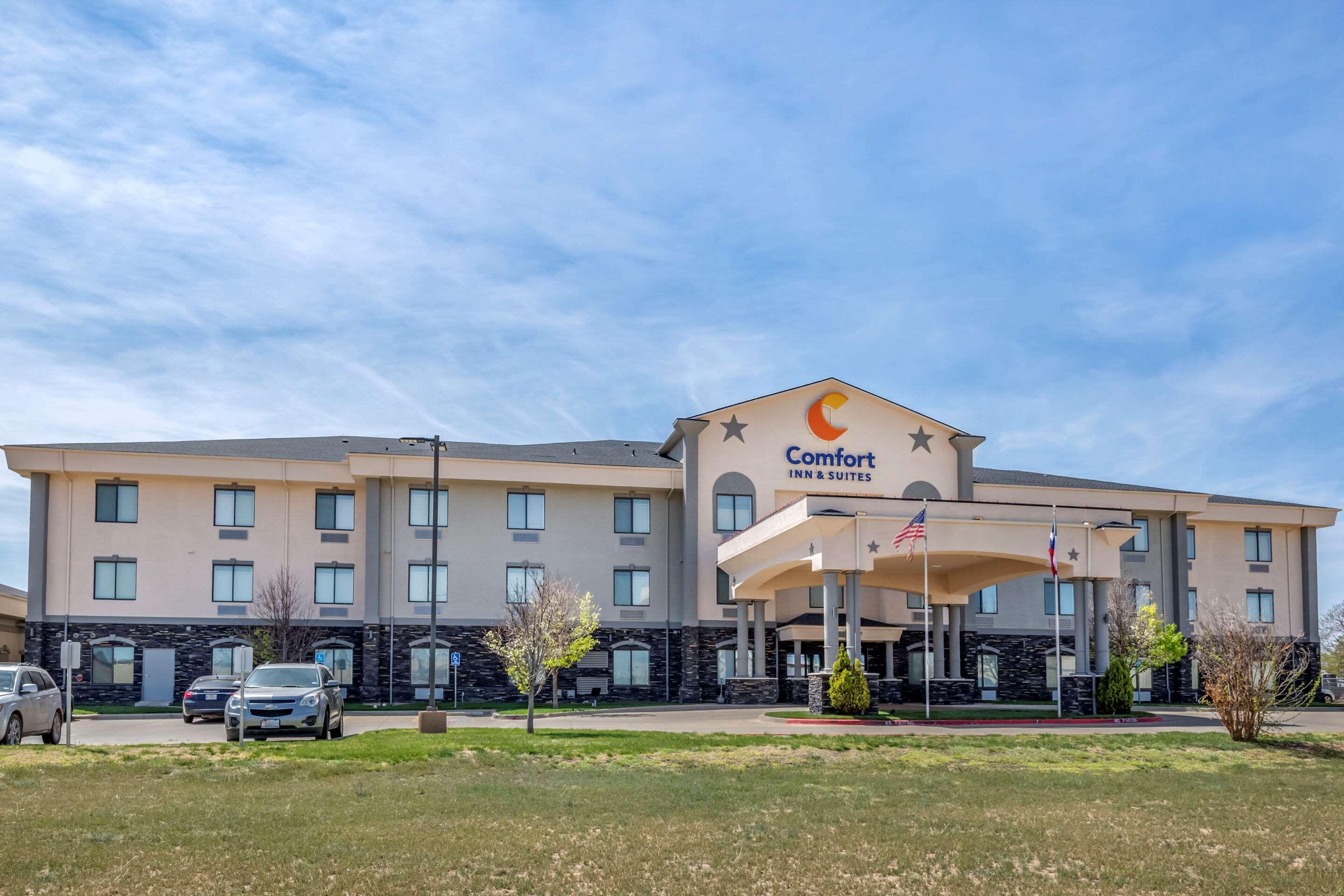 Comfort Inn & Suites Lubbock Exterior photo